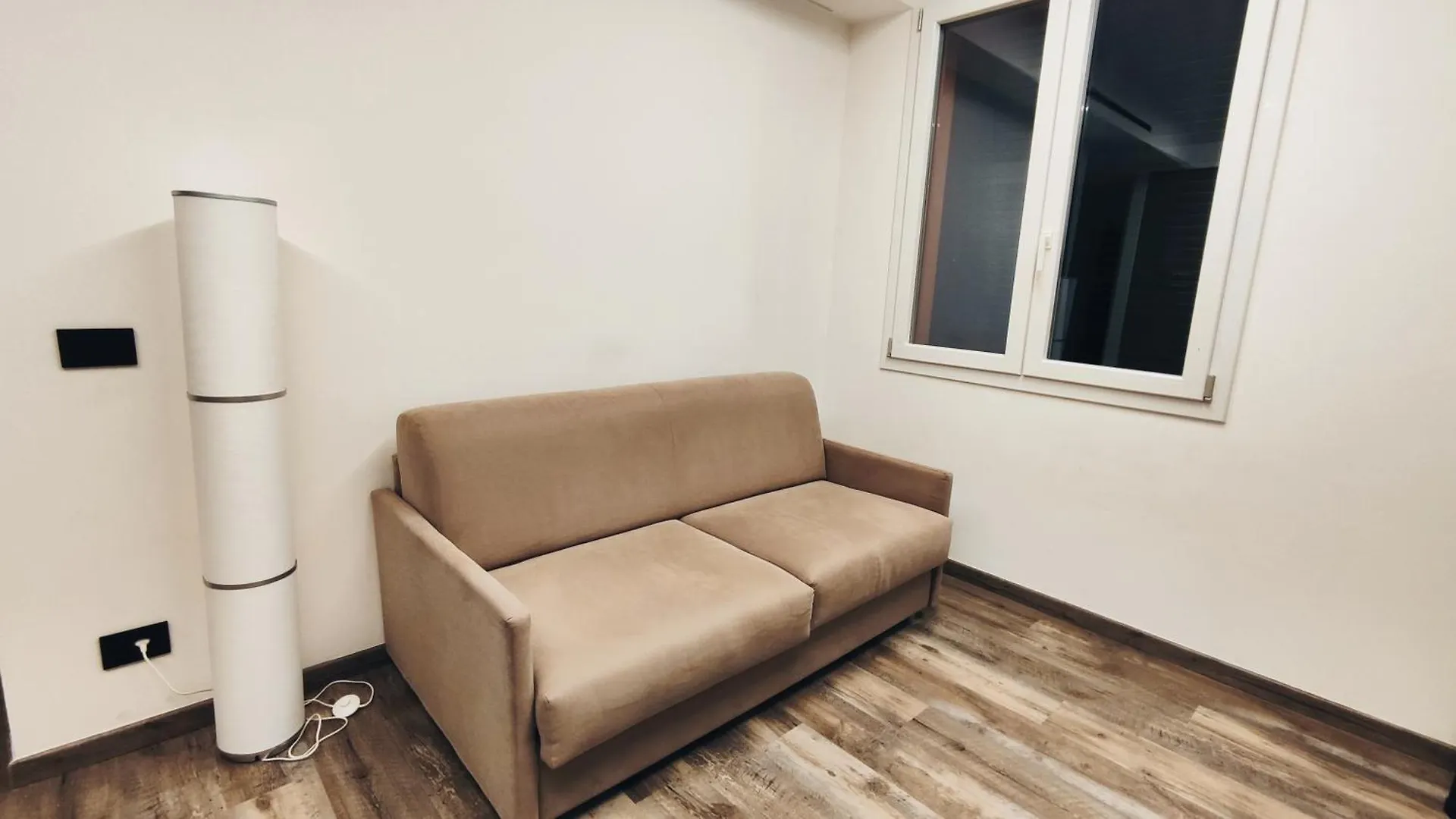 Apartment Appartamento Intero Genova